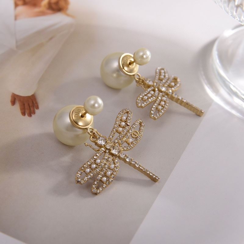 chr1st1an D10r earrings